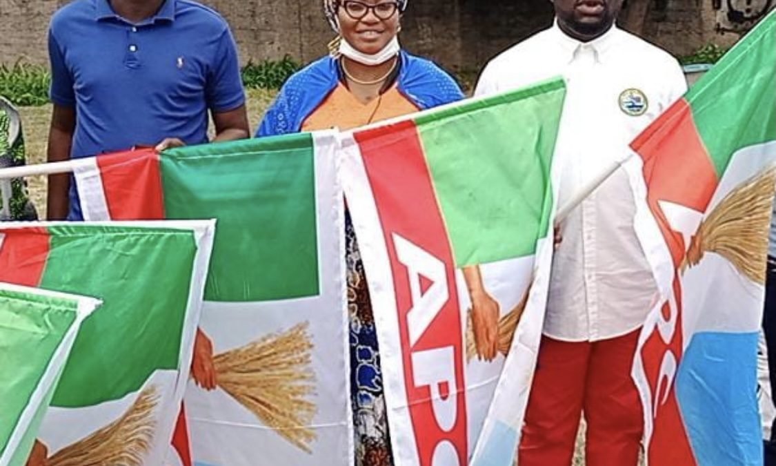 LG Polls: It’s MMM In Kosofe, As Sanwo-Olu Presents Flags To Candidates
