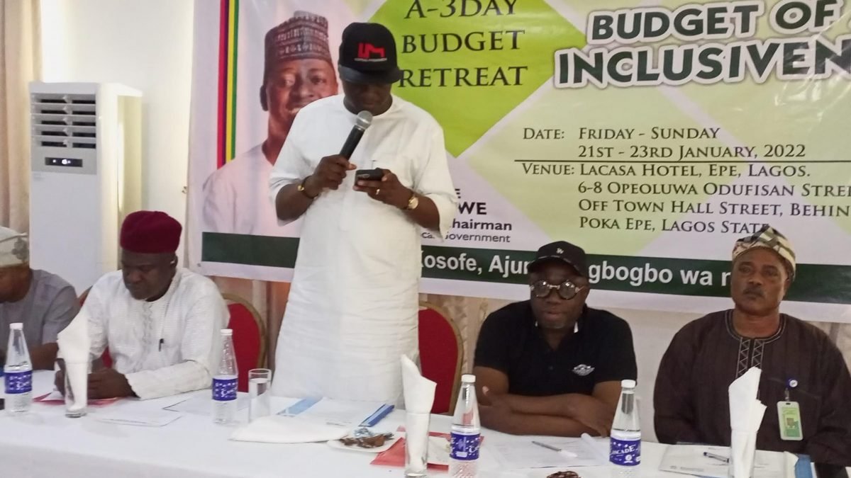 Moyo Ogunlewe Brings Good News To Kosofe Residents