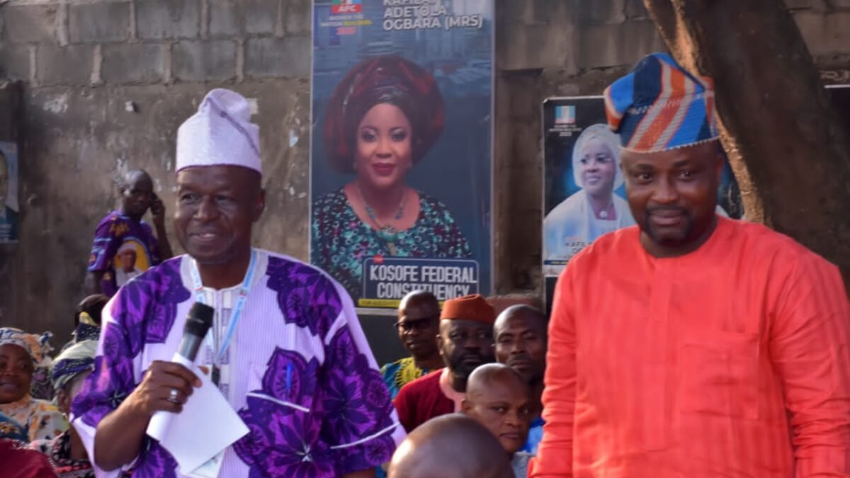 Mammoth Crowd Throngs APC LGA Meeting, Alli Douses Tensions On Possible Factions In Ikosi-Isheri LCDA